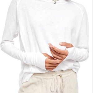 We The Free Classic White Tee Size Small